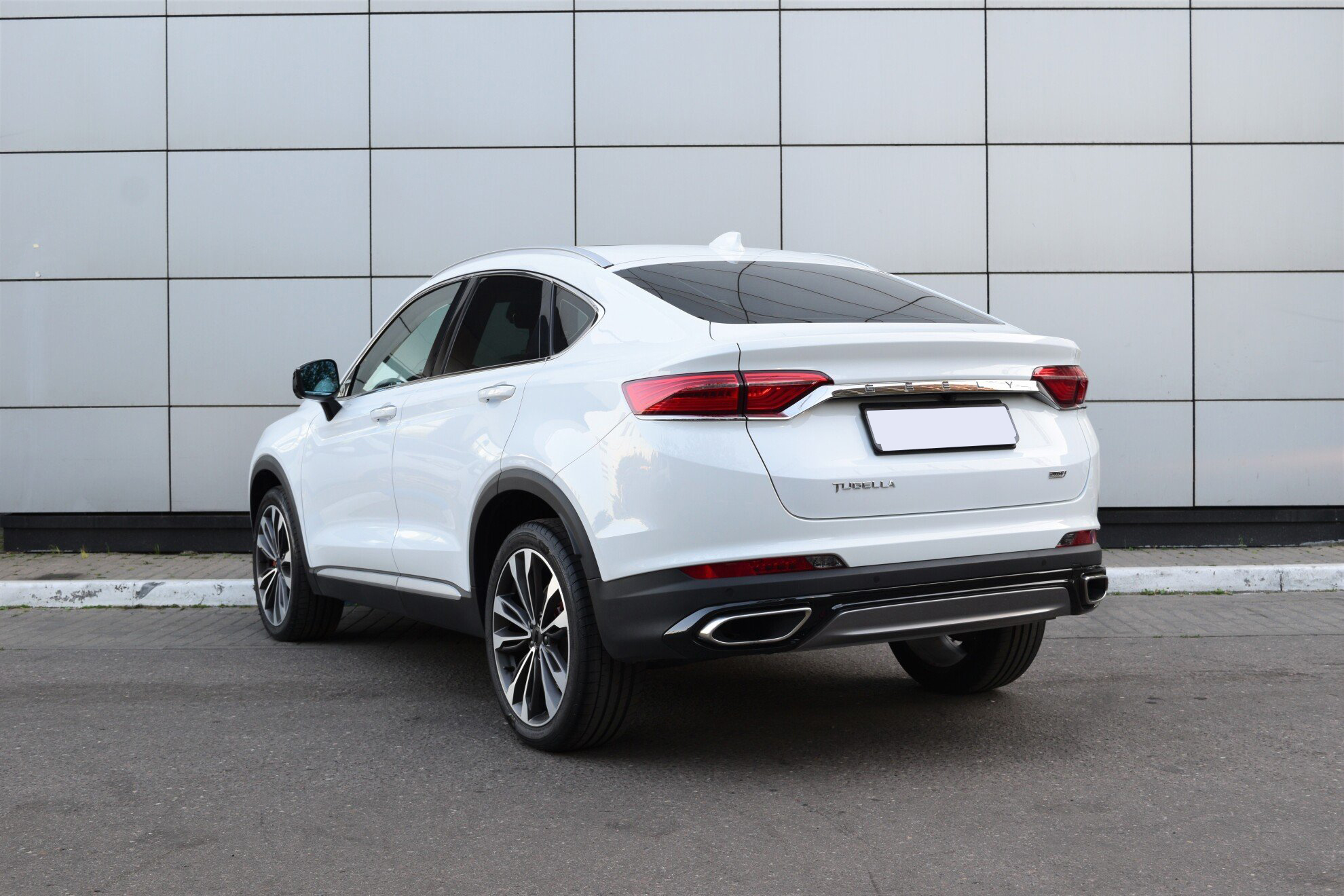 GEELY Tugella фото 4